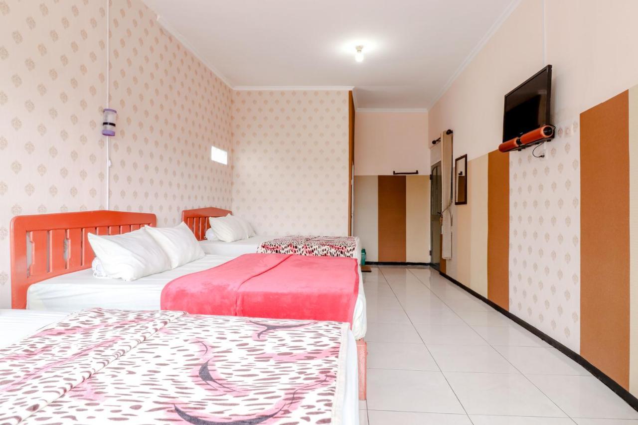 Hotel Bintang Malang Exterior foto